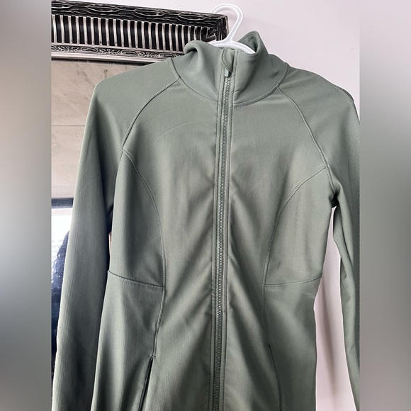 define jacket - Picture 2 of 3